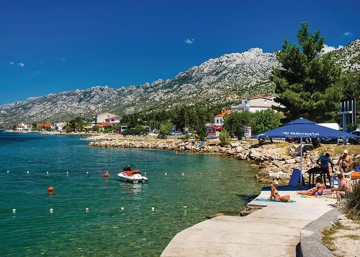 9 Bedroom Awesome In Starigrad Tatil Evi *