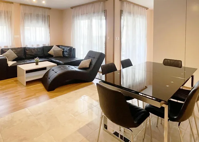 9 Bedroom Awesome In Starigrad *
