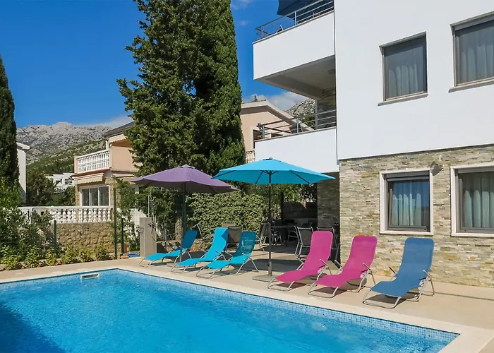 9 Bedroom Awesome In Starigrad Дом отдыха *